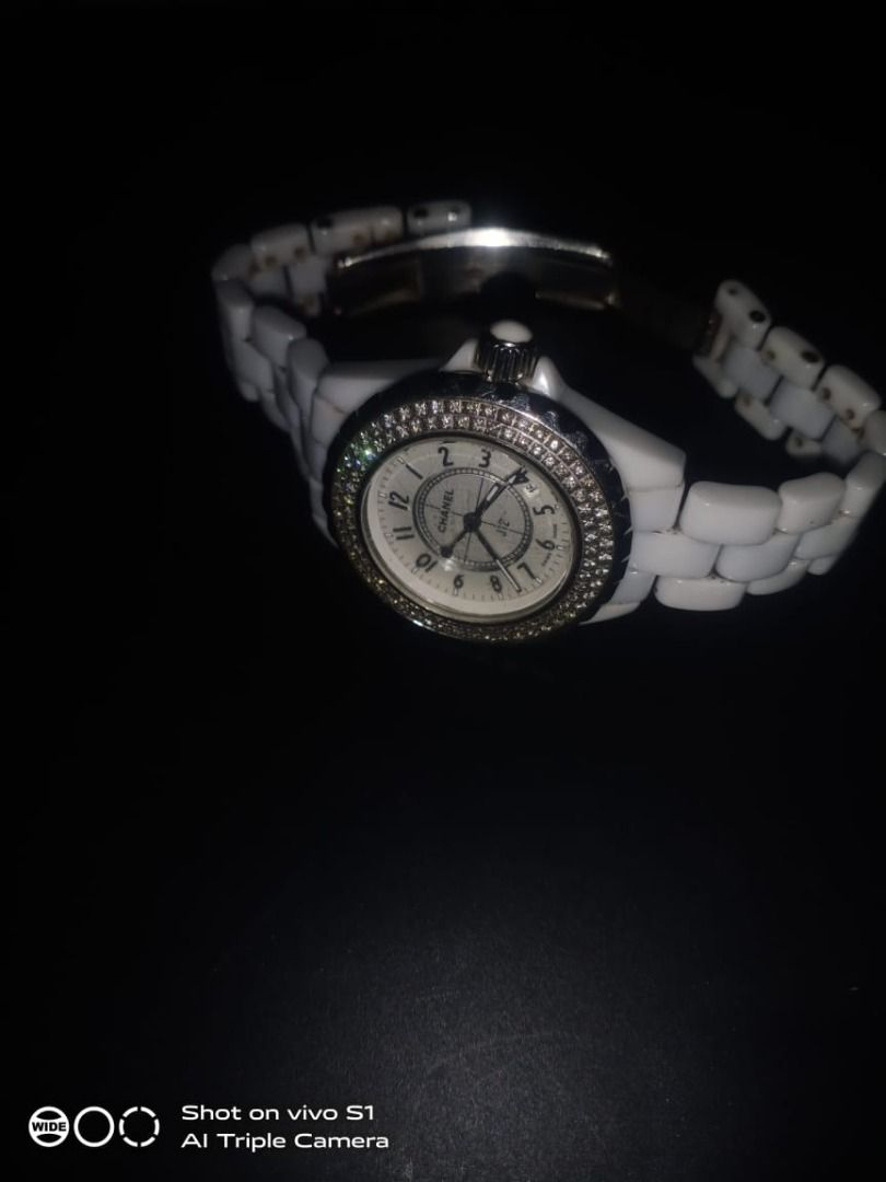 Chanel paris J12 Series ceramic diamond DN.23788 bagus antik