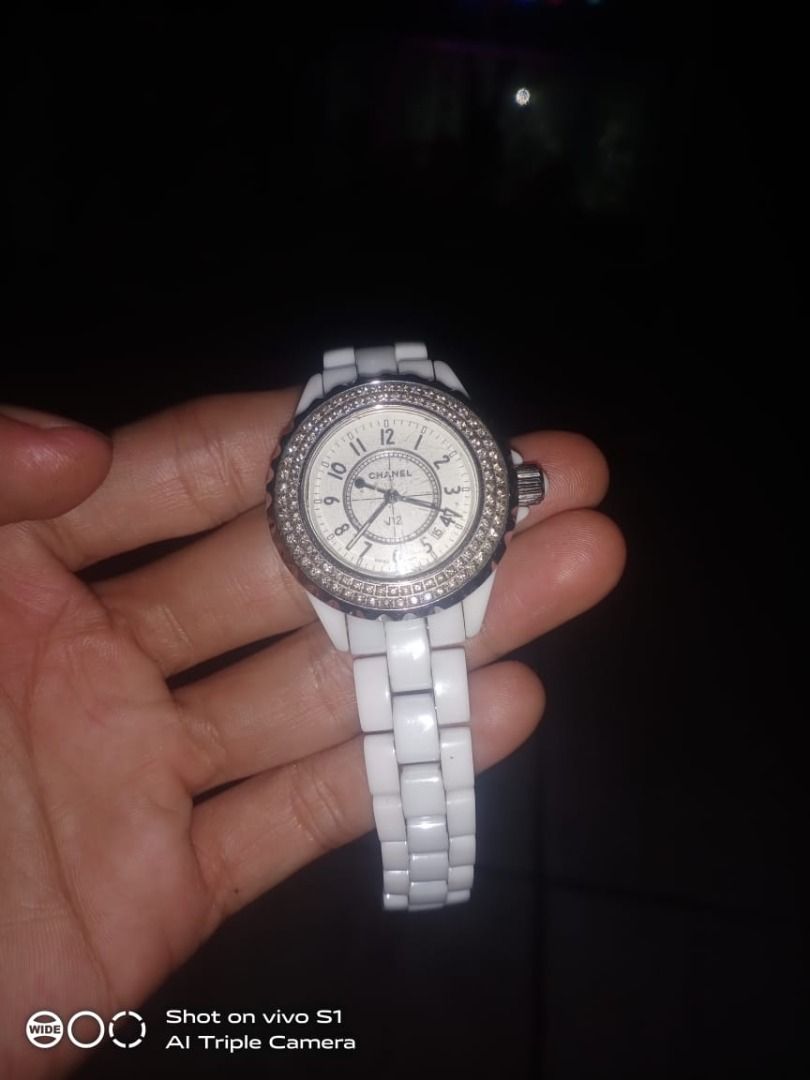 Chanel j12 dn 23788 hotsell