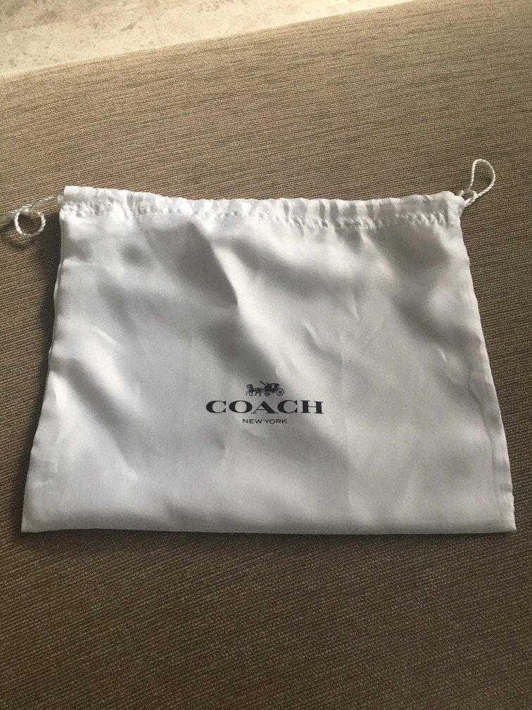 Coach dust bag, Women's Fashion, Jewelry & Organisers, Accessory holder