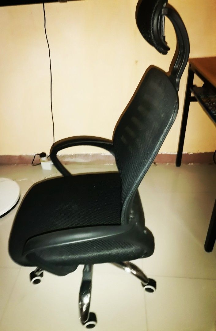 Computer Chair (2nd hand), Furniture & Home Living, Office Furniture