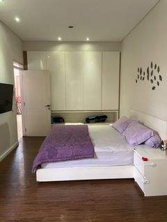 Dipan mewah finishing duco bonus dua nakas ikea