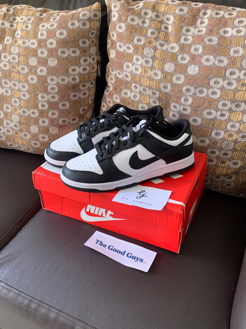 Dunk Low 'Panda', Men's Fashion, Footwear, Sneakers on Carousell