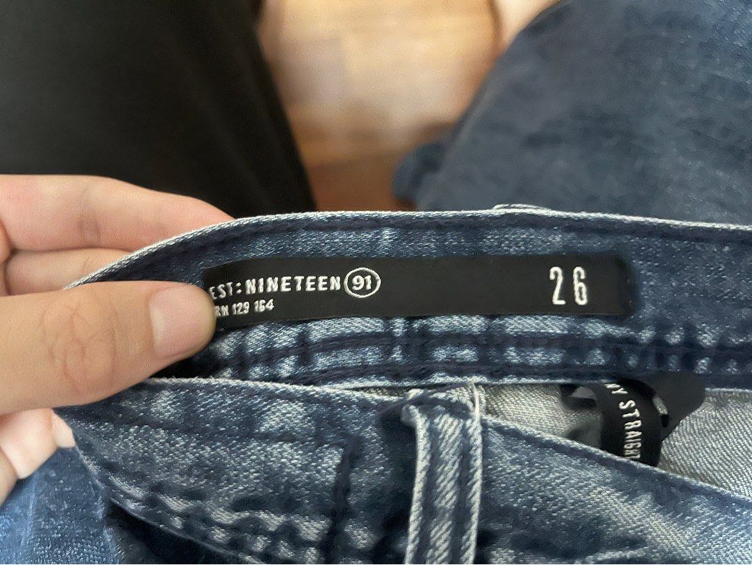Est nineteen hotsell 91 jeans