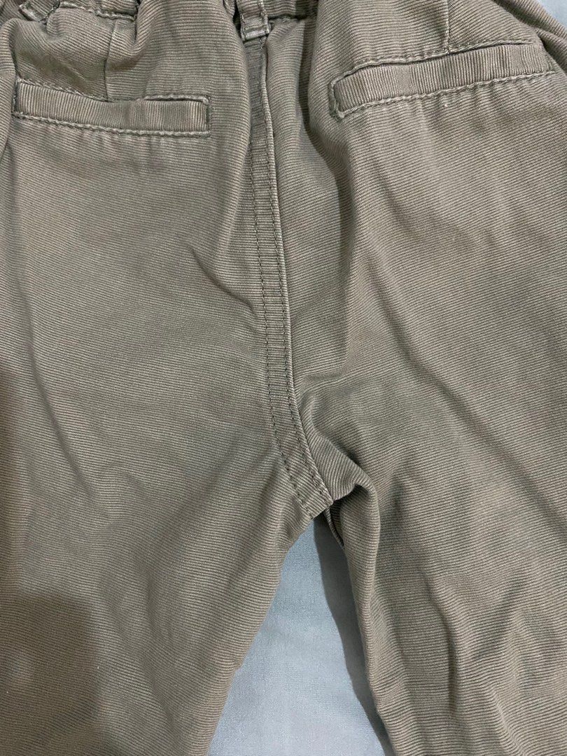 Gingersnaps Pants Baby Boy (Category: Babies & Kids Fashion) located in Cavite. Submitted by lermrr (Listing ID 1198141237, Image 3). Description: Gingersnap Pants for Baby Boy Size 18 (12-2 years old).