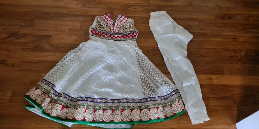 Ethnic wear for 9 on sale year girl