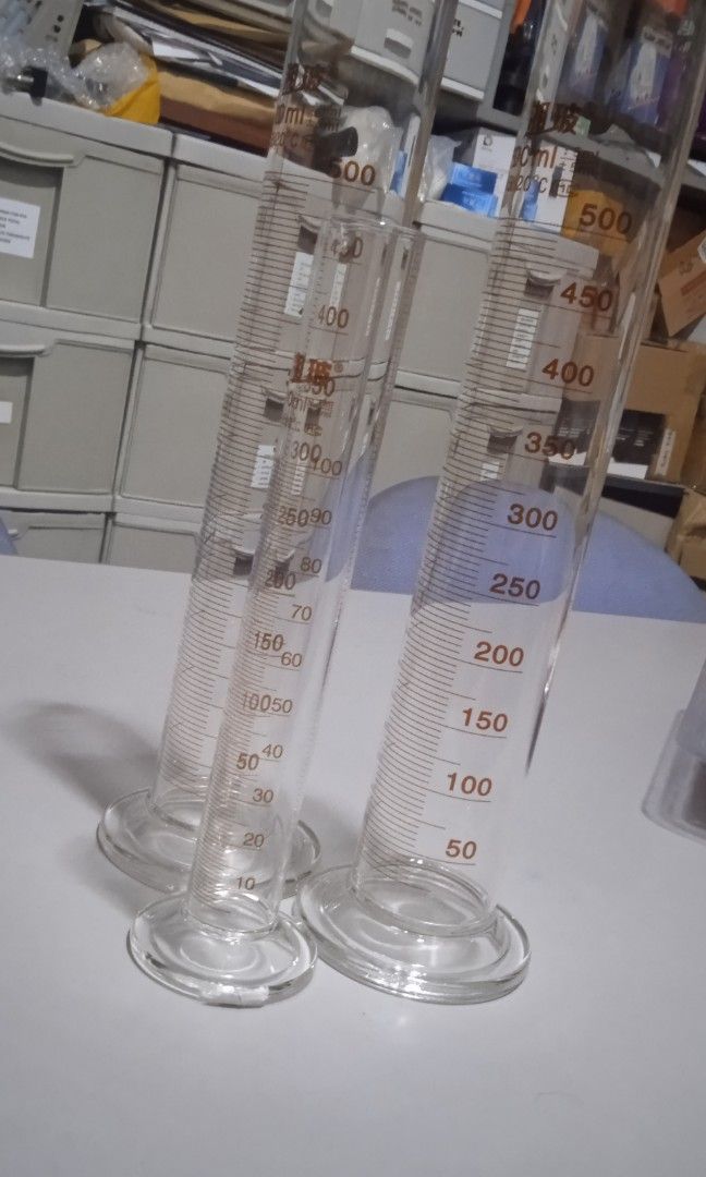 Graduated Cylinder 500ml/1000ml, Everything Else, Others on Carousell