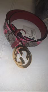 Gucci supreme signature pink belt