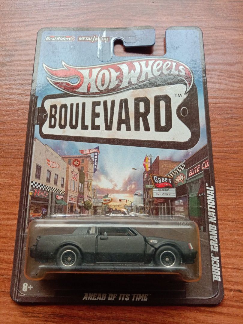 Hotwheels boulevard 2012 buick grand national Toys Collectibles