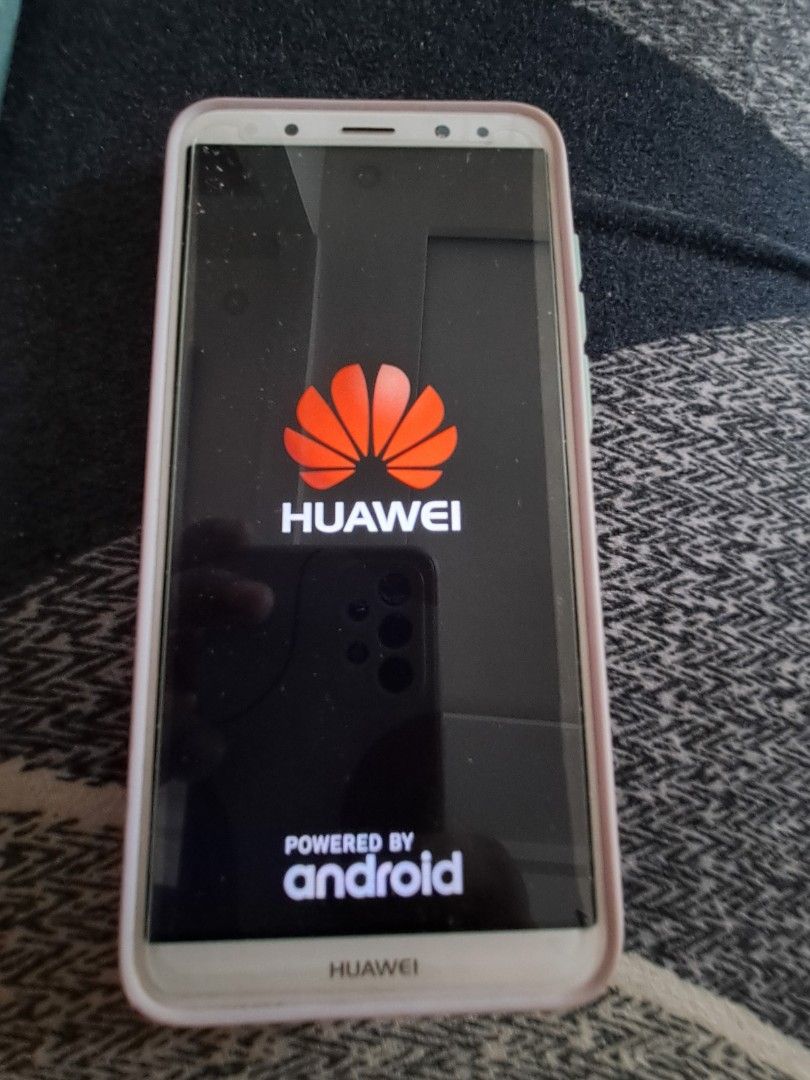 Huawei Nova 2i (Category: Huawei) located in Lipa City. Submitted by srms_shelves_and_closets (Listing ID 1198032041, Image 1). Description: .
