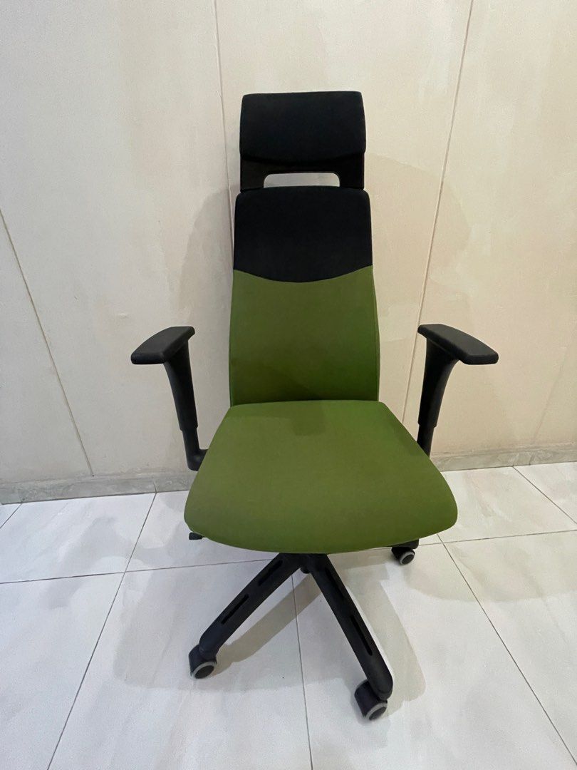 IKEA VOLMAR OFFICE CHAIR, Furniture & Home Living, Furniture, Chairs on