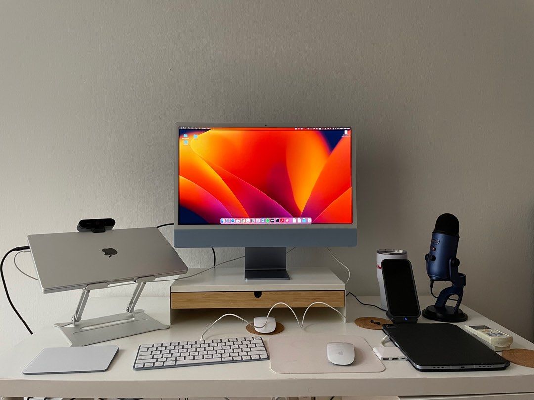 iMac 2021, 24 inches, 16gb, like new, all accessories included, apple
