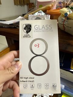 iPhone 11 Pro tempered glass