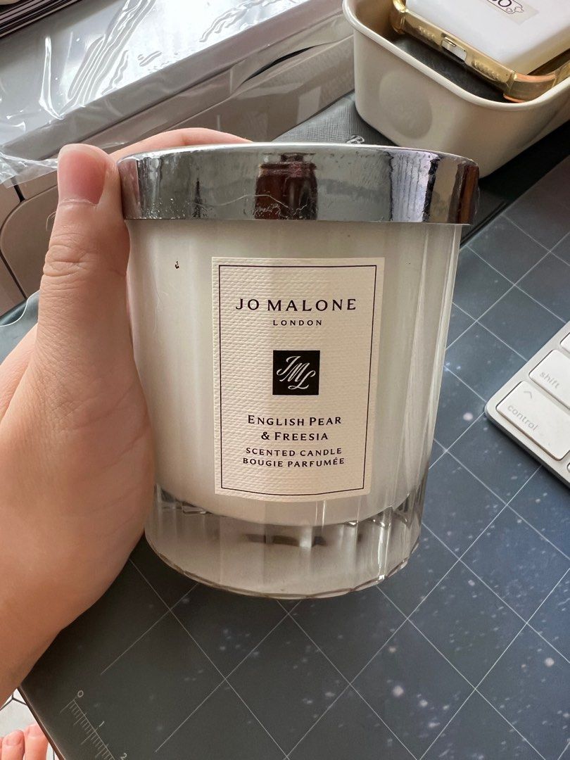 Jo malone candle 200g English pear & freesia, Furniture & Home Living