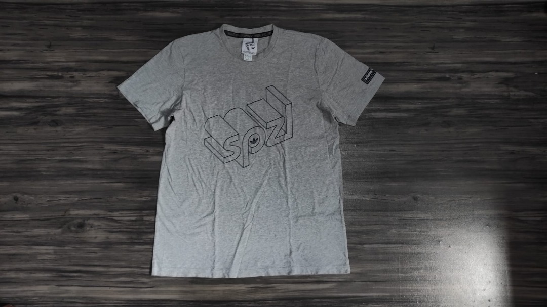 Kaos top adidas spezial