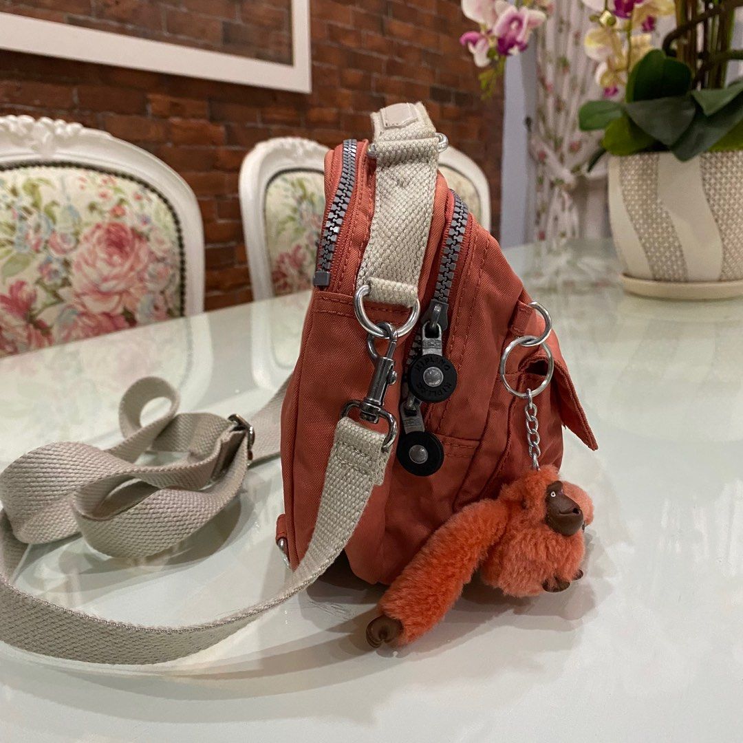 Kipling deals camera bag
