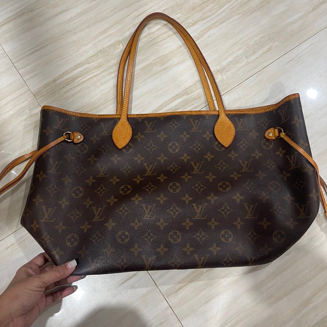 LV neverfull PM size, Luxury, Bags & Wallets on Carousell