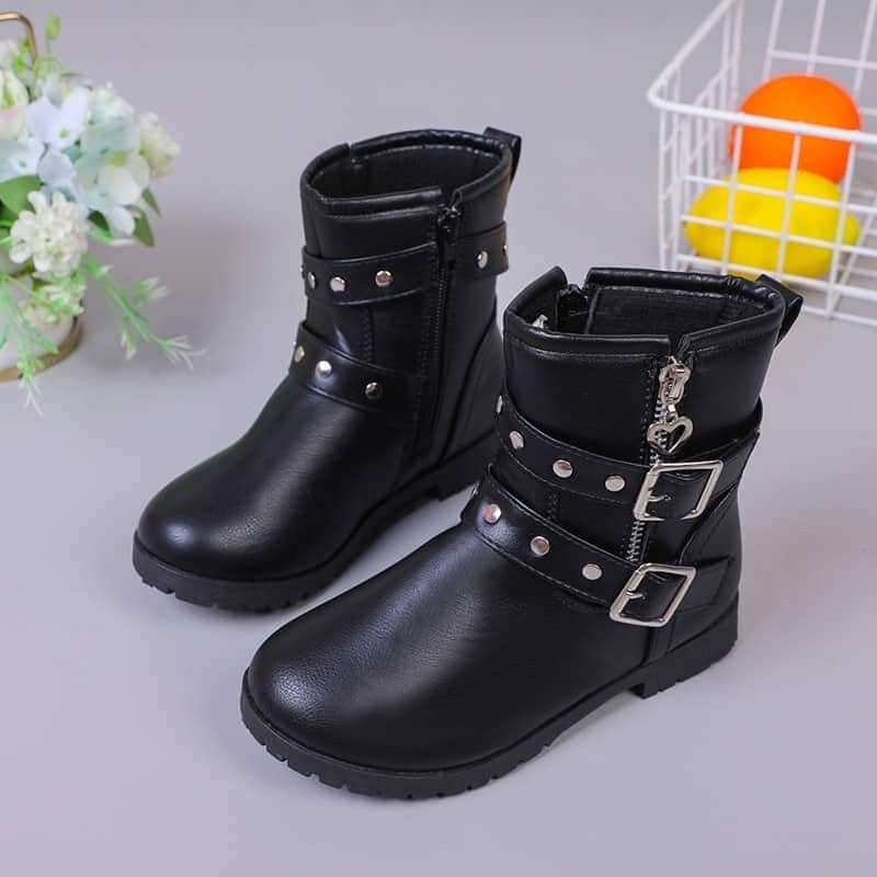 Korean Fashion Kids Boots No Heel Ankle Boots For Kids Girls, Babies &  Kids, Babies & Kids Fashion On Carousell