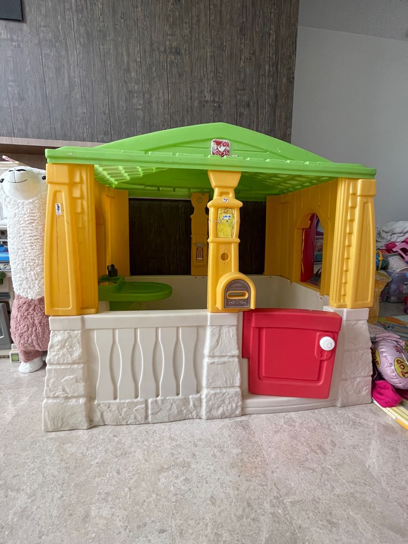Little Tikes Playhouse, Babies & Kids, Baby Nursery & Kids Furniture