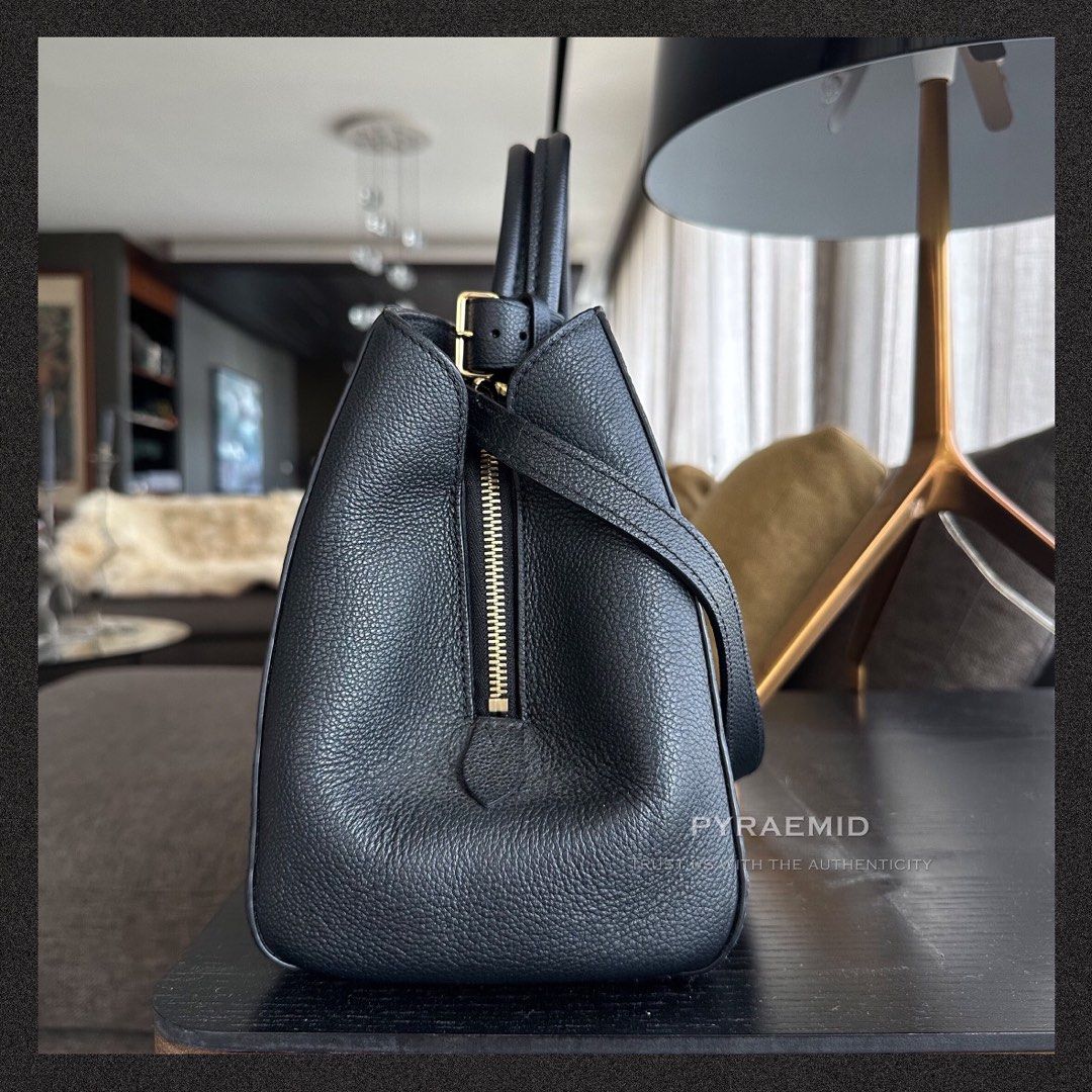 Montaigne leather handbag Louis Vuitton Black in Leather - 24983965