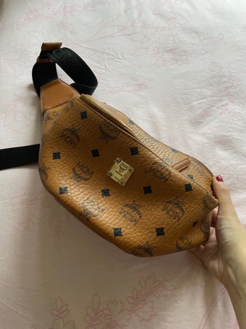 Bootleg mcm fanny pack best sale