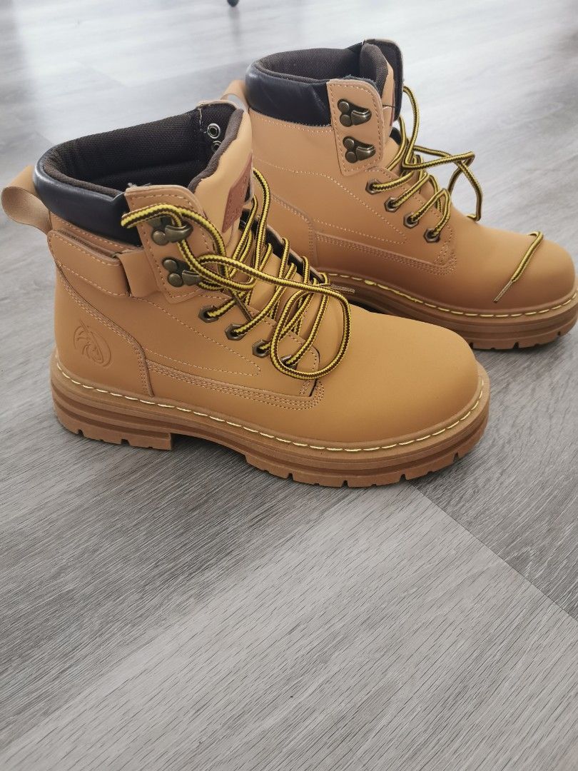 Mens shoe, Men's Fashion, Footwear, Boots on Carousell
