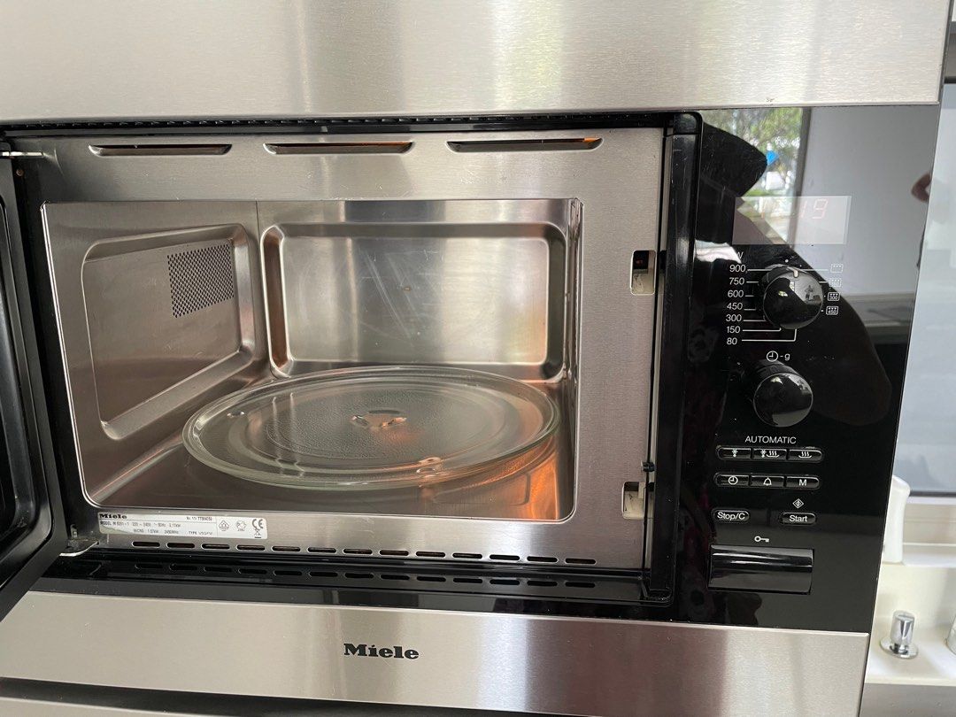 Miele top microwave m8261