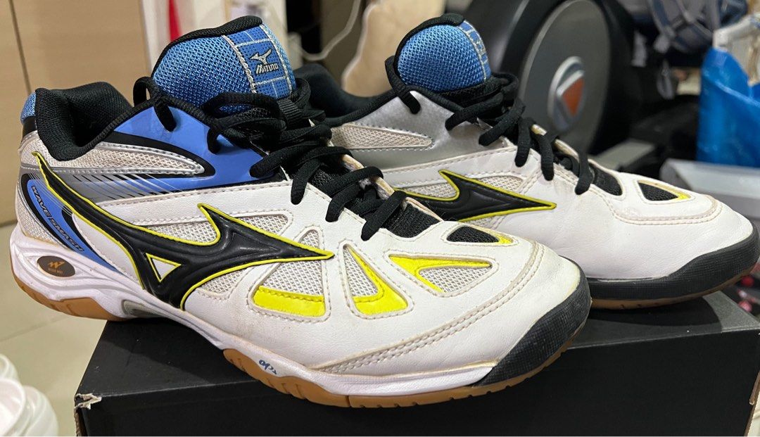 Mizuno wave hotsell smash mid