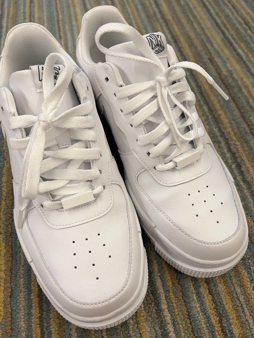 Nike Air Force 1 size US 9.5 Mens