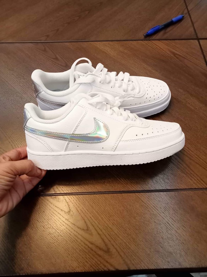 nike knit shoes white