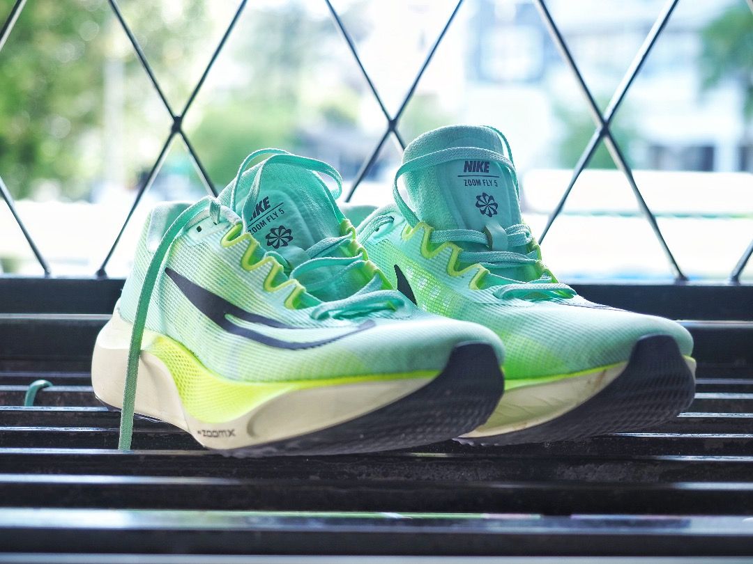 Nike zoom fly 44.5 hotsell