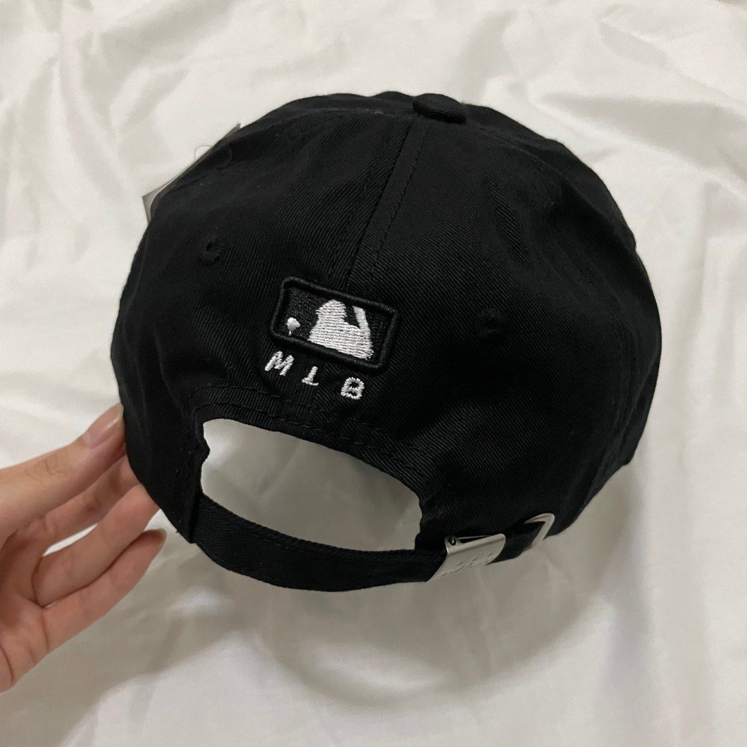 NY Classic Cap (All Black) 2 stocks available (Category: Caps & Hats) located in Makati City. Submitted by ktltlntn (Listing ID 1198106591, Image 2). Description: Classic Caps 🧢💯 UNISEX❗❗ ♂️♀️ ADJUSTABLE❗❗ LIMITED STOCKS❗❗ MLB NY CAP unisex ⚾️ Color: ALL BLACK Available stocks: 2 ❗ .