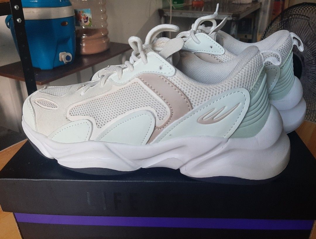 World balance shoes sale top