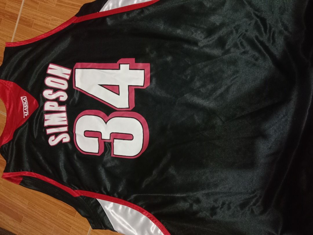 MC SportsPh - 1996 Retro jersey naman ng Alaska Aces ang