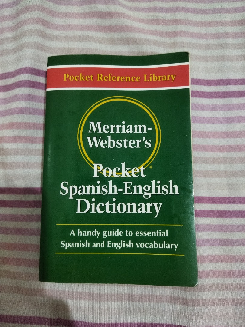 Pocket SpanishEnglish Dictionary, Hobbies & Toys, Books & Magazines