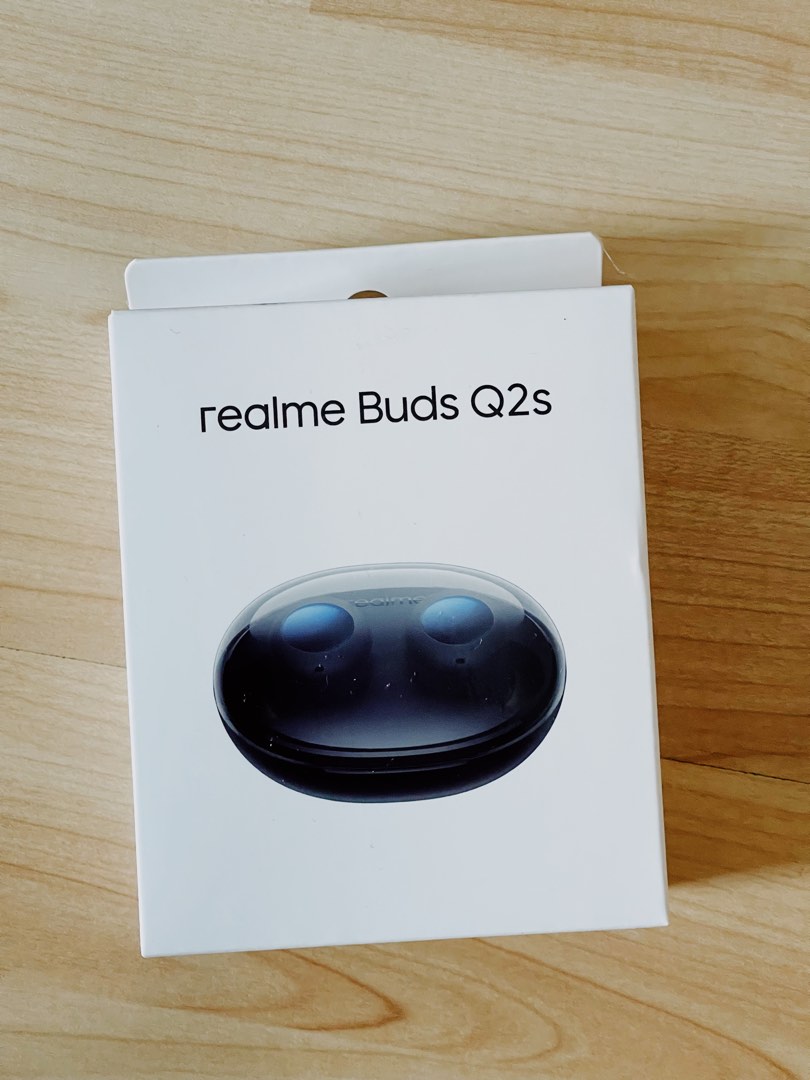 Realme hotsell buds sale