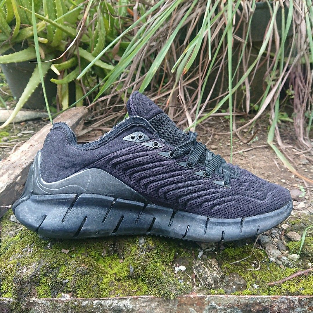 REEBOK ZIG KINETICA BLACK EH1722 ORIGINAL 100 Fesyen Pria