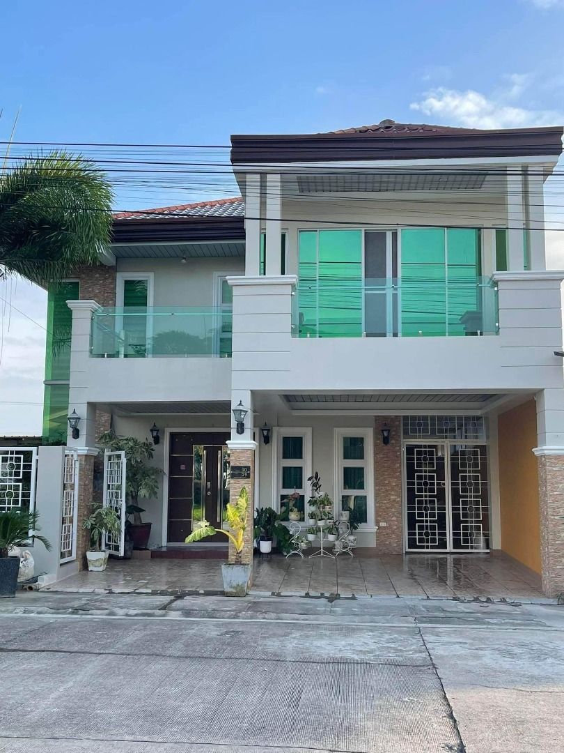 RFO 4 Bedroom 3 Bathroom with Parking House and Lot For Sale Angeles City Pampanga, Property