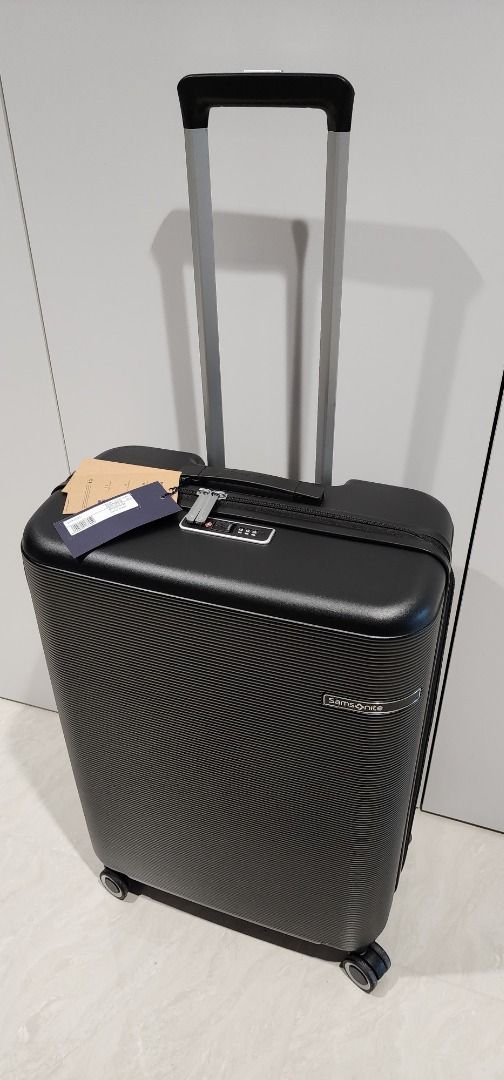 Samsonite spinner hot sale 67