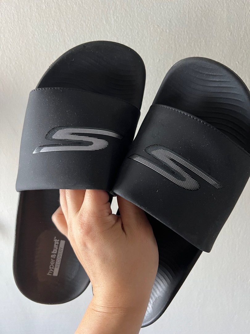 Skechers slider best sale
