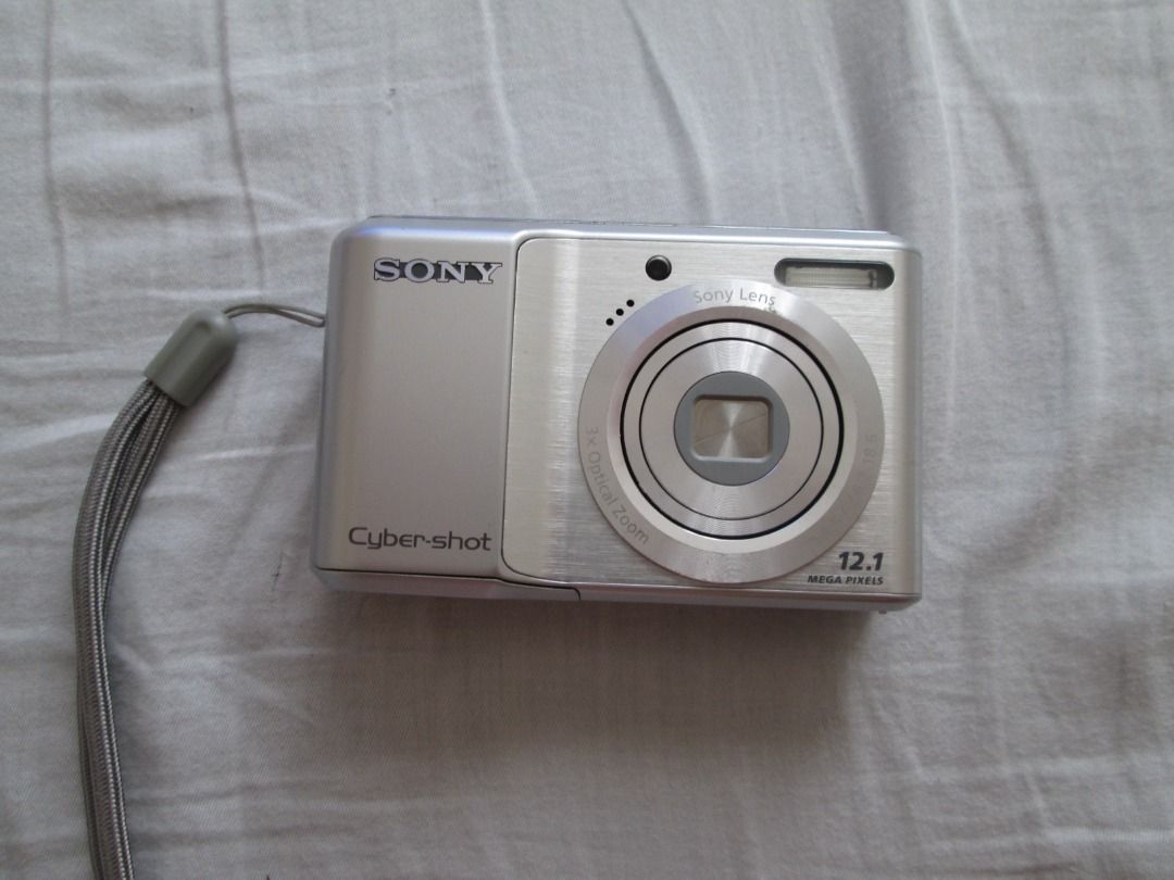 Sony Cybershot DSCS2100 Digital Camera Digicam Cybershot CCD Sensor