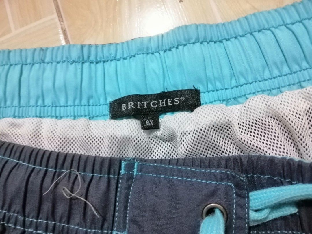 Super oversize shorts (Category: Shorts) located in Makati City. Submitted by gulai (Listing ID 1198049061, Image 2). Description: Super oversize shorts Bought in US.