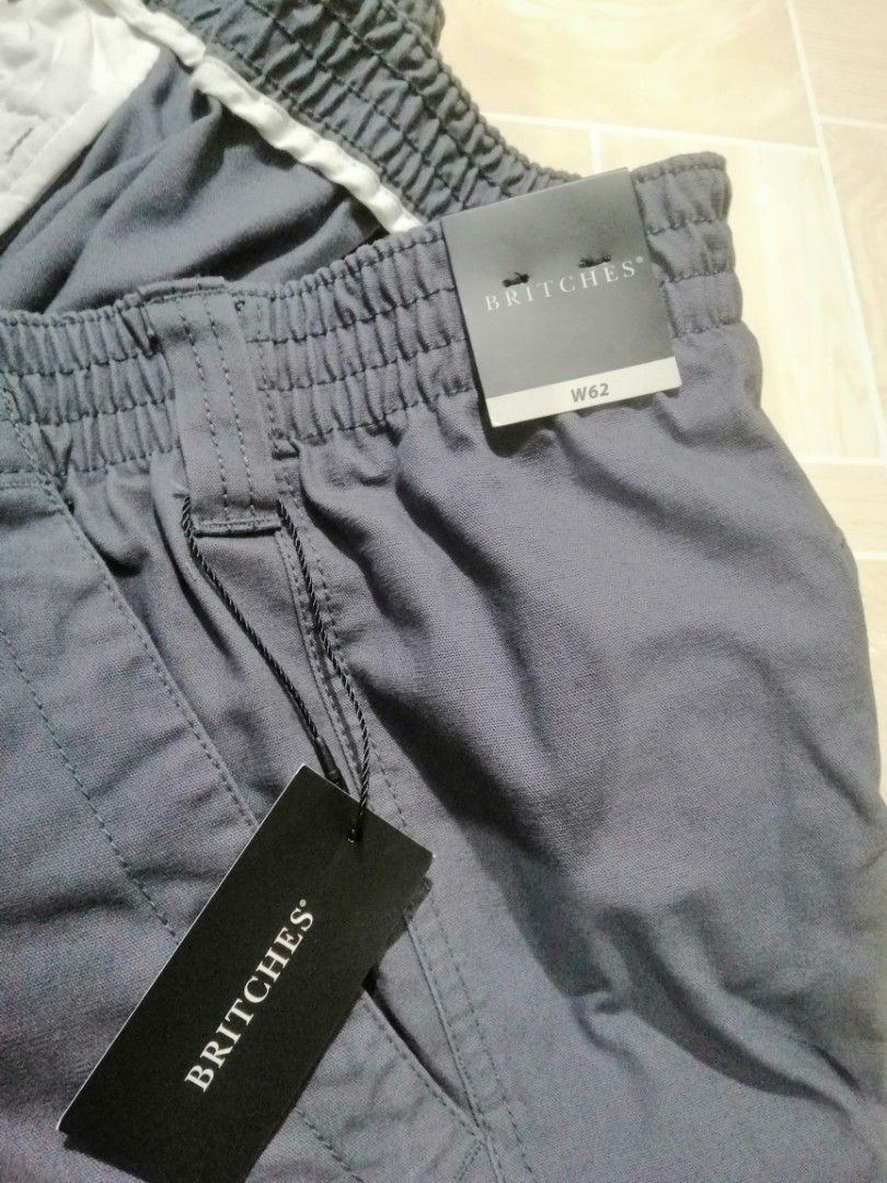 Super oversize shorts (Category: Shorts) located in Makati City. Submitted by gulai (Listing ID 1198050877, Image 2). Description: Super oversize shorts Bought in US $55.