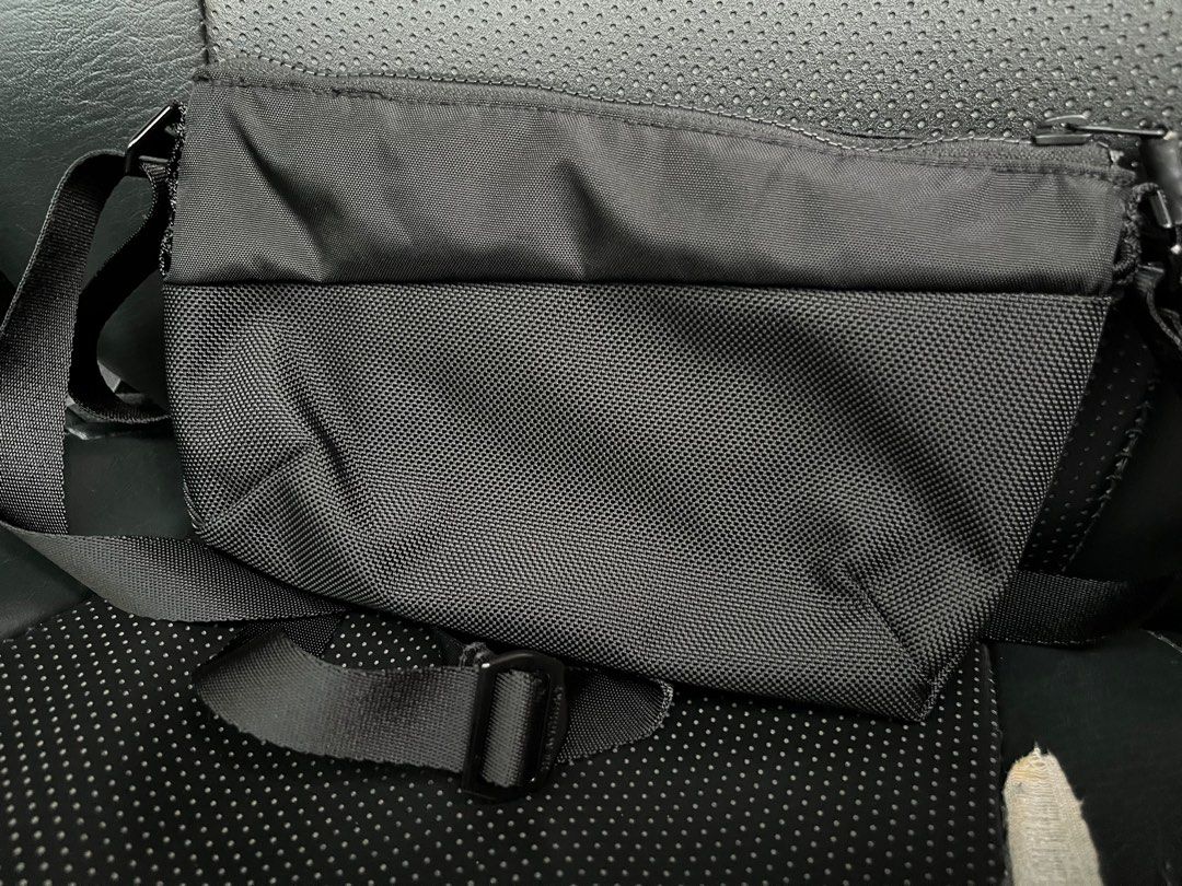 THE NORTH FACE Unisex Electra Tote S Shoulder Bag, Men's Fashion, Bags