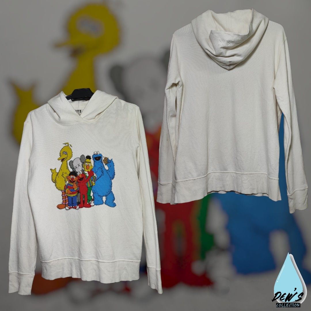 Men kaws x sesame street sweatshirt clearance