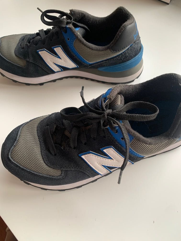 Unisex 574 NEW BALANCE shoes - Black and Blue, Men's Sneakers on Carousell