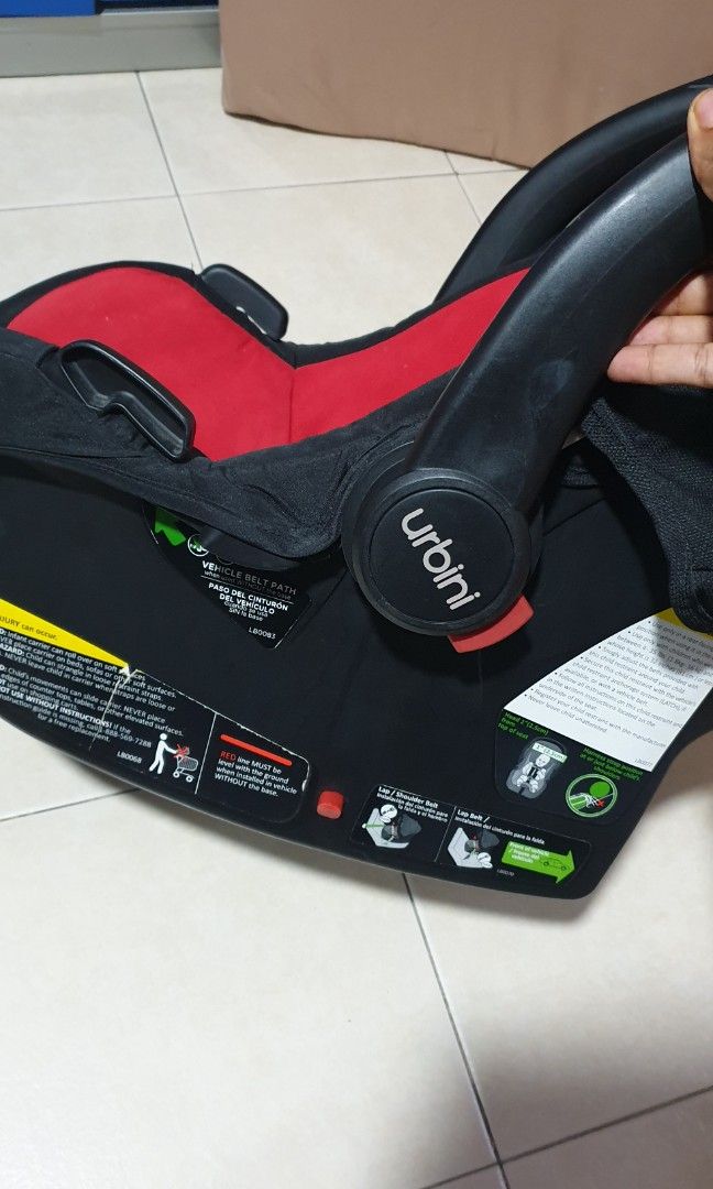 Car seat base for urbini top