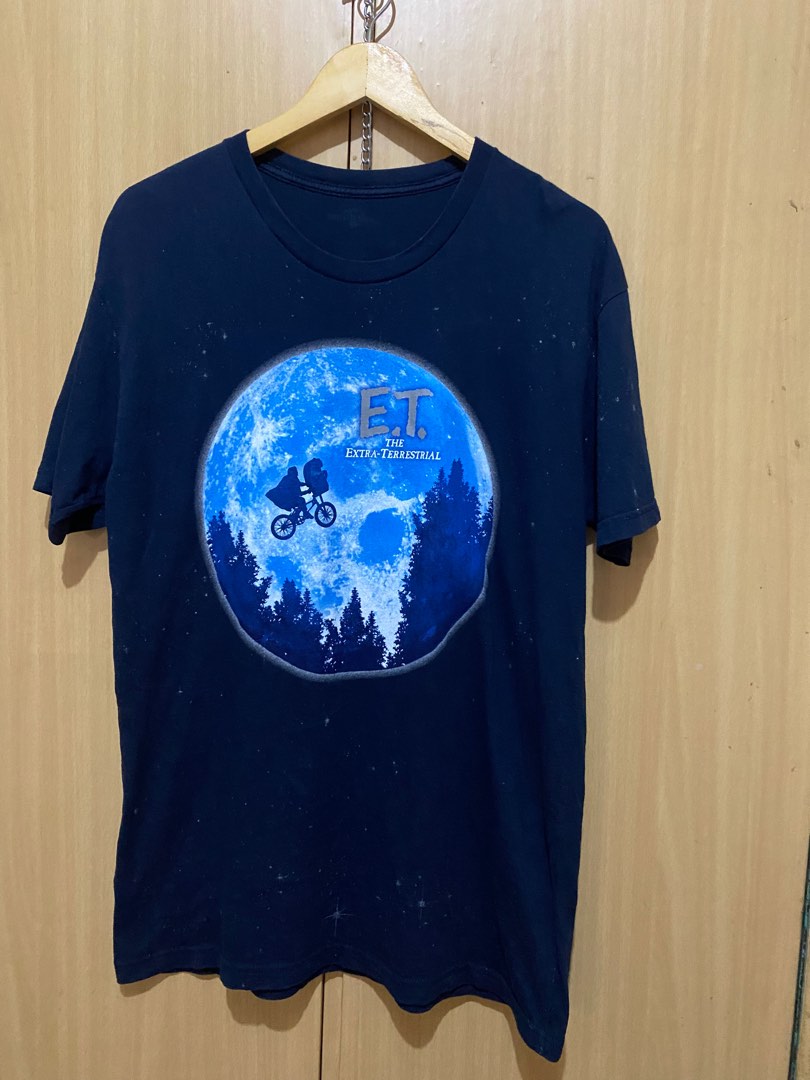 Vintage E.T. shirt, Men's Fashion, Tops & Sets, Tshirts & Polo Shirts