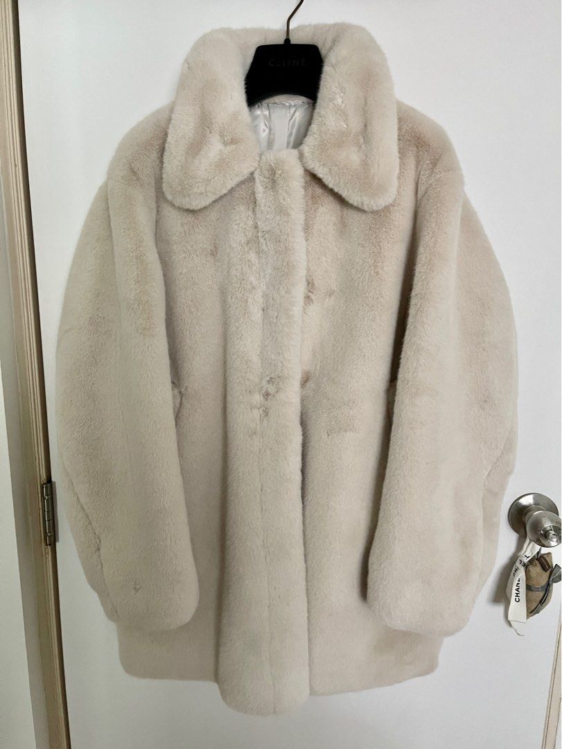 White fur zip up jacket online