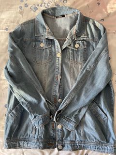 (Category: ) located in . Submitted by 05hanon (Listing ID 1198114208, Image 1). Description: .