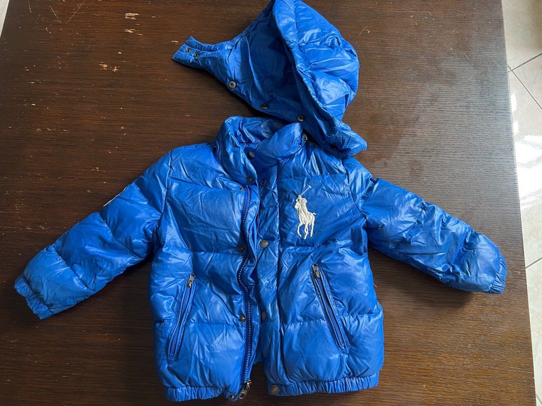 Winter jacket (Category: Babies & Kids Fashion) located in Singapore. Submitted by roojy (Listing ID 1198043154, Image 1). Description: .
